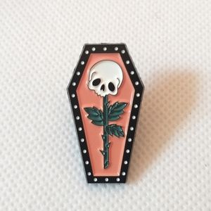 🧁 3/$30 Coffin Skull Flower Enamel Pin NEW